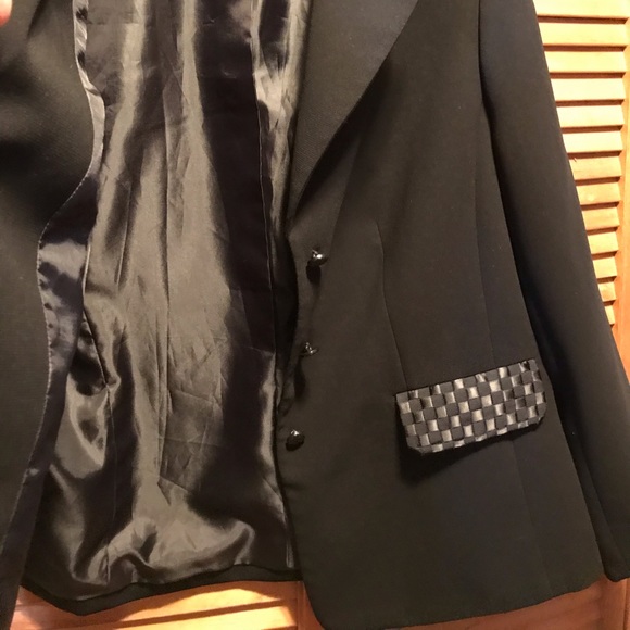 Dress Barn Black Blazer - Picture 8 of 8